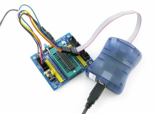 Microcontroller programming board with USB connection